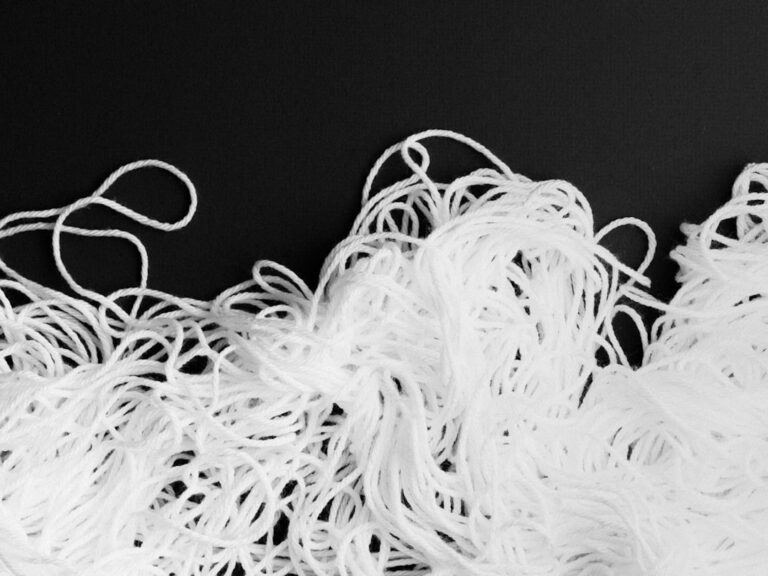 How to Choose the Best Craft Goods for Your Projects